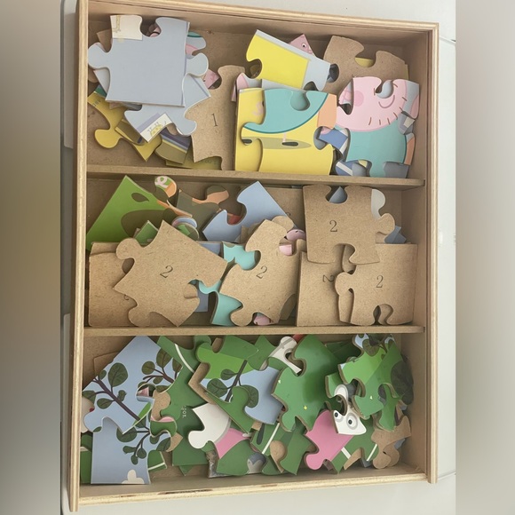 🎅🏼5/$10 GUC Peppa Pig 5 pack Puzzle box (damage to 1 piece) - Picture 7 of 10